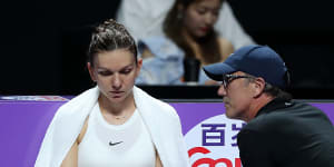 Darren Cahill advises Simona Halep at the 2019 WTA Finals in Shenzhen,China.