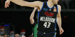 Chris Goulding sunk seven threes against the Breakers.