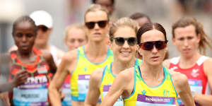 Australia’s Sinead Diver leads the women’s marathon in the 2022 Commonwealth Games.