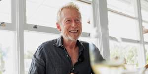 Richard Roxburgh lunching at The Corner in Palm Beach.
