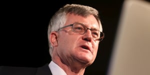 Labor warns top bureaucrat public service's apolitical role at risk