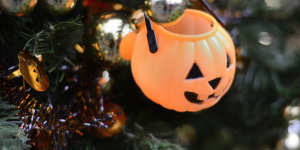 It’s beginning to look a lot like Halloween,but I’m dreaming of a fright Christmas