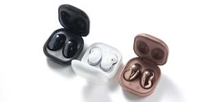 Samsung's new wireless earbuds are decidedly bean shaped.