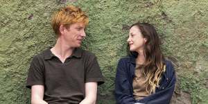 Domhnall Gleeson and Andrea Riseborough in Alice&Jack.