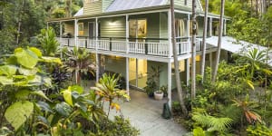 A four-bedroom house in Doonan in Queensland’s Noosa Valley,recently sold for $1,525,000,less than Sydney’s median house price.