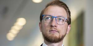 Opposition home affairs spokesman James Paterson says the government is keeping secrets over detainees.