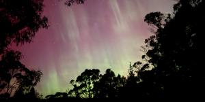 Stunning images as Aurora Australis lights up night sky