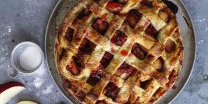 Apple and rhubarb pie with an optional lattice design.