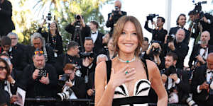 Carla Bruni.