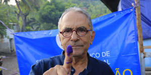 Jose Ramos-Horta casts his vote at a polling station in Dili on Saturday.