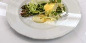 Grilled asparagusa with buffalo mozzarella and fromage blanc. 
