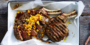 Grilled beef rib-eye and corn with chipotle butter 