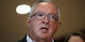 ‘Front for the Labor Party’:Hazzard gets fired up over teal threat