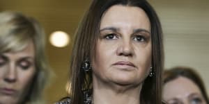 Jacqui Lambie says she will support the union-busting bill if John Setka doesn't resign from the CFMMEU