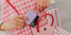 Foldables as fashion:Gen Z the key target for flexy phones