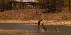 Bourke heads list of at-risk towns as agencies scramble for supplies