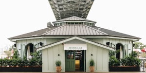 Shots fired at Howard Smith Wharves bar from Brisbane River