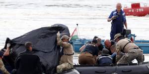 Bodies recovered from Danube river boat crash