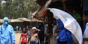 Bangladesh reports first virus death in Rohingya refugee camp