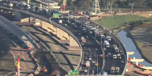 ‘We are going broke’:Truckie fuel protest clogs West Gate Bridge