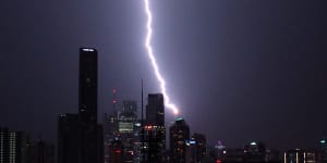 Severe storms with dry lightning,little rain to hit south-east this weekend