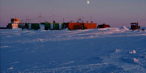 The ice core drilling station at Law Dome,120 kilometres inland from Casey Station.