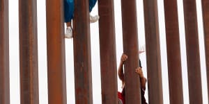 Top US lawmakers agree on border funding averting shutdown