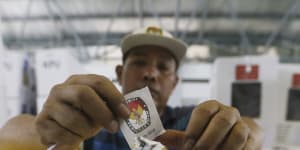 Jokowi on track for election win as 190 million Indonesians prepare to vote