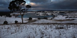 Snow of force:Temperatures to drop as much as 10 degrees below average