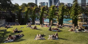 Brisbane burns with envy as Sydney sizzles its way into record books