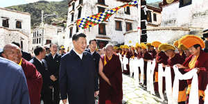 Xi visits the Drepung Monastery in Tibet. 