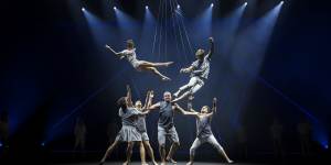 Physical theatre company Gravity and Other Myths presents The Pulse.