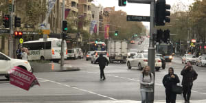 Sydney'polar jet'winds forecast to continue on Tuesday as snow falls in Blue Mountains