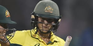 Perry marks 300th game in green-and-gold by leading Australia to win in India