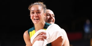 Leilani Mitchell celebrates an Opals victory.