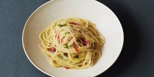 Aglio,olio e peperoncino:spaghetti with garlic,oil and chilli.