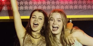 'Just have to make the most of it:'Upended schoolies descend on Byron Bay