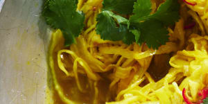 Stir-fried cabbage with turmeric.