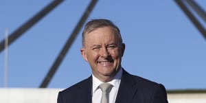 Opposition Leader Anthony Albanese has promised to create a $10 billion fund to pay for new housing.