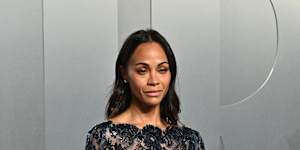 Zoe Saldana arrives at the Vanity Fair Oscar Party.