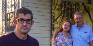Louis Theroux with Carole and Howard Baskin at Big Cat Rescue in Florida.