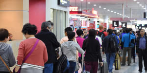 Airport chaos looms as CPSU threatens strike action by Immigration and Border Protection staff