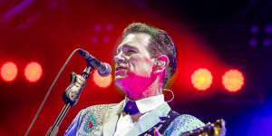 Charm offensive:Chris Isaak conquers an adoring Kings Park crowd