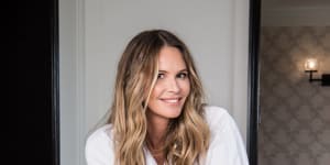 Elle Macpherson allegedly betrayed'close friend'Andrea Horwood