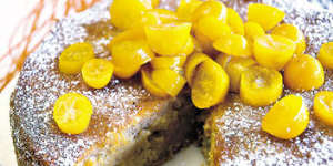 Flourless citrus hazelnut cake