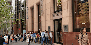 Are those lining up to buy gold bullion wasting their time and money?