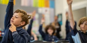 Australia has now become a victim of its early zero-COVID success,and lacks experience keeping schools open.