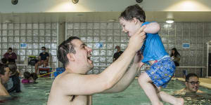 Queensland preschool children to get free swimming lessons