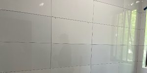 The tiler ordered tiles in two separate orders,resulting in differing colours.