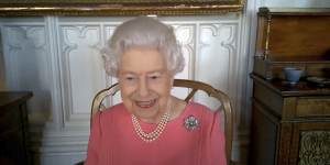 Queen Elizabeth on a video call with health officials,saying that when she was vaccinated “it didn’t hurt at all”. 